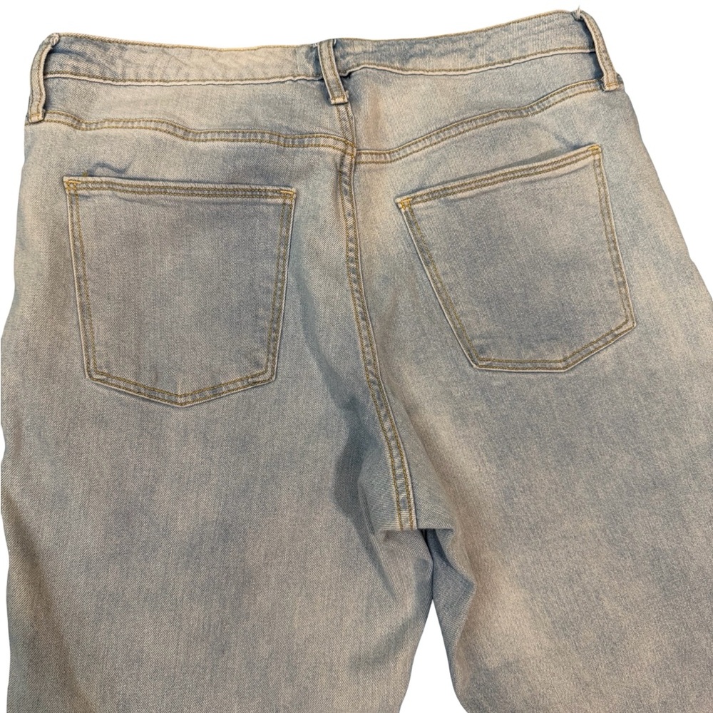 Universal Thread Women’s Ankle Bootcut Jeans Light Wash Raw Hem – Size 14R - Picture 5 of 10